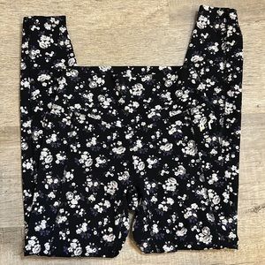 PINK Victoria Secret Ultimate Yoga Pants size XS.